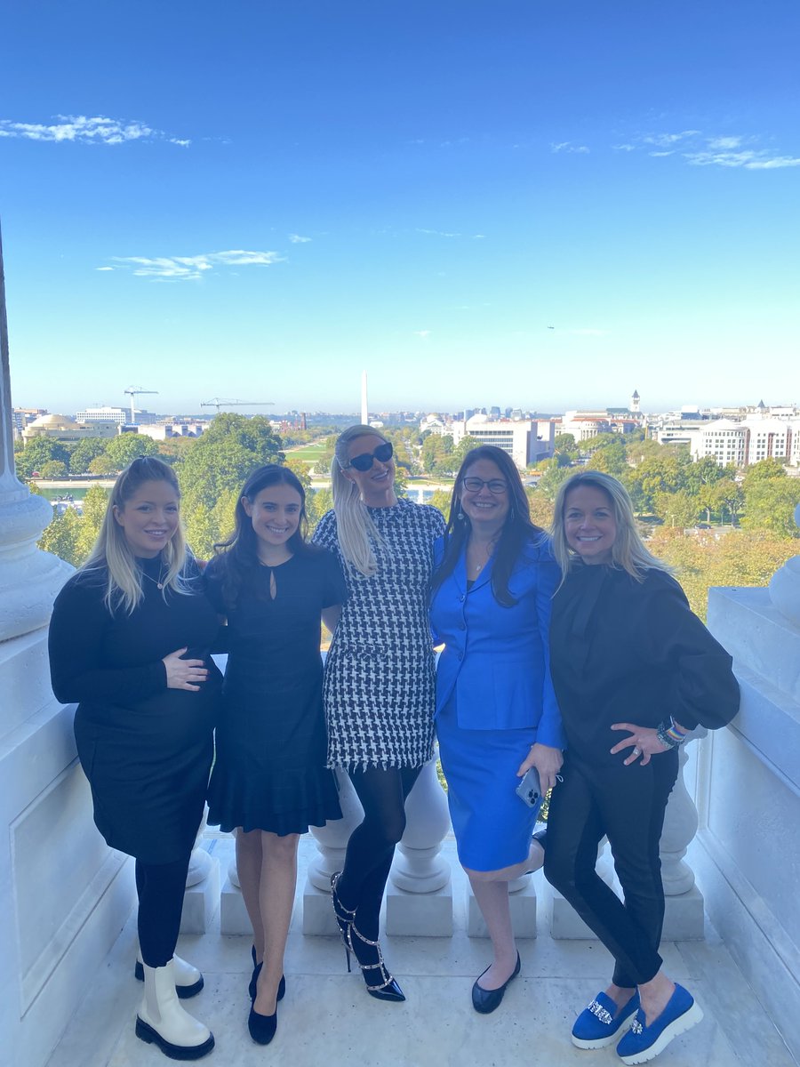 Sara Gelser Blouin tweet media