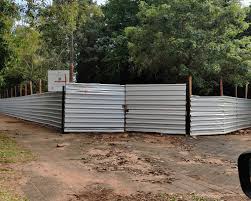 hashvl's tweet photo. 11 de diciembre de 2024 y aún no podes arrancar la renovación de la plaza Naciones Unidas que anunciaste en MARZO 2023 mitómano con déficit de atención de la remil putas y querés hacer el monorriel de los Simpsons? Mataste la alegría de un barrio y te chupa un huevo. https://t.co/78GUGKKQct