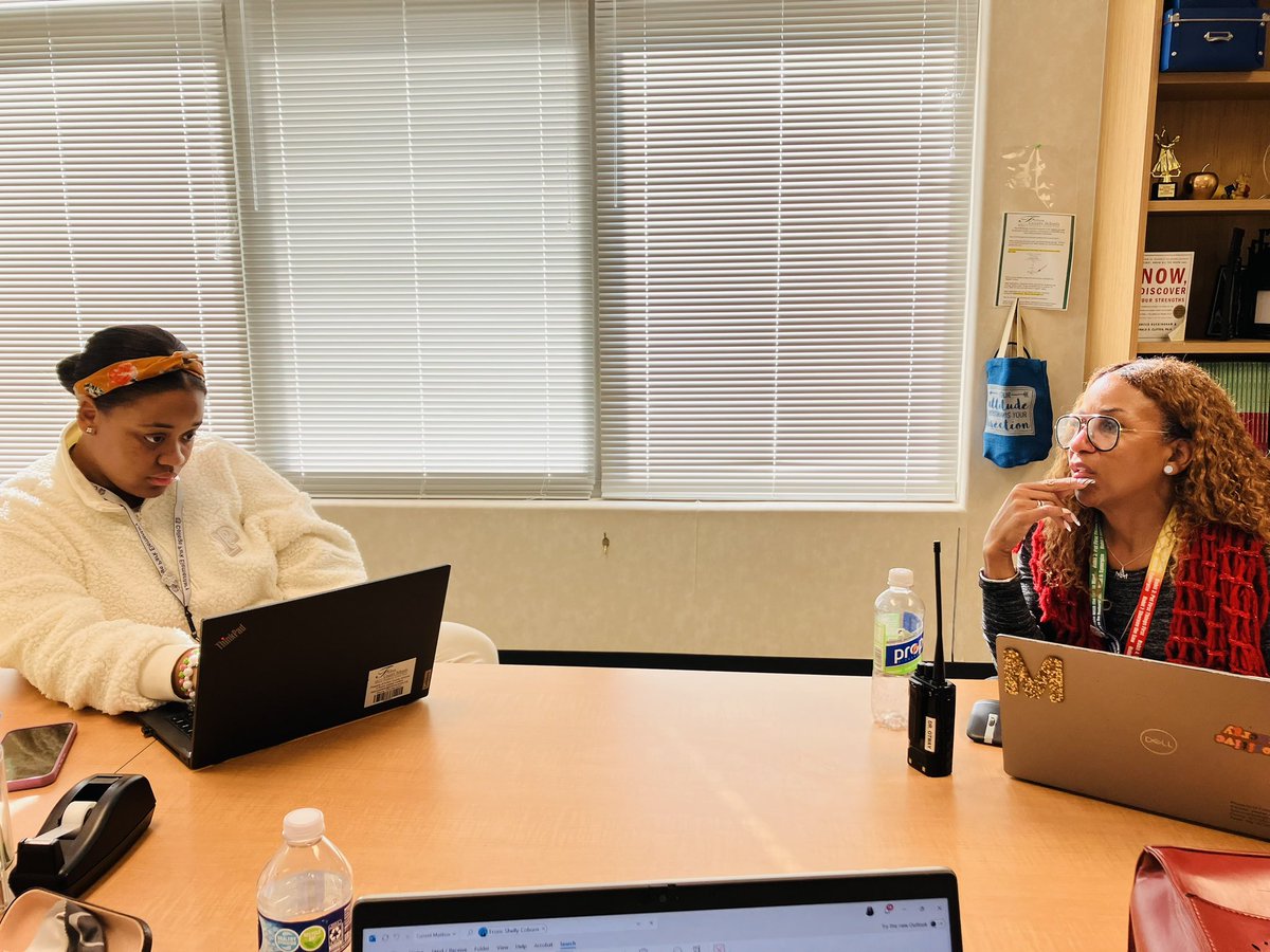 tanzy_kilcrease's tweet image. I am enjoying observing Dr. Maisha Otway @dr_otway @NewCollegePk_ES and Literacy Coach, Dru Anderson @AndersonLitLab having a focused discussion on student data! By collaboratively monitoring the scoreboard, they are able to approach the work in a strategic manner.