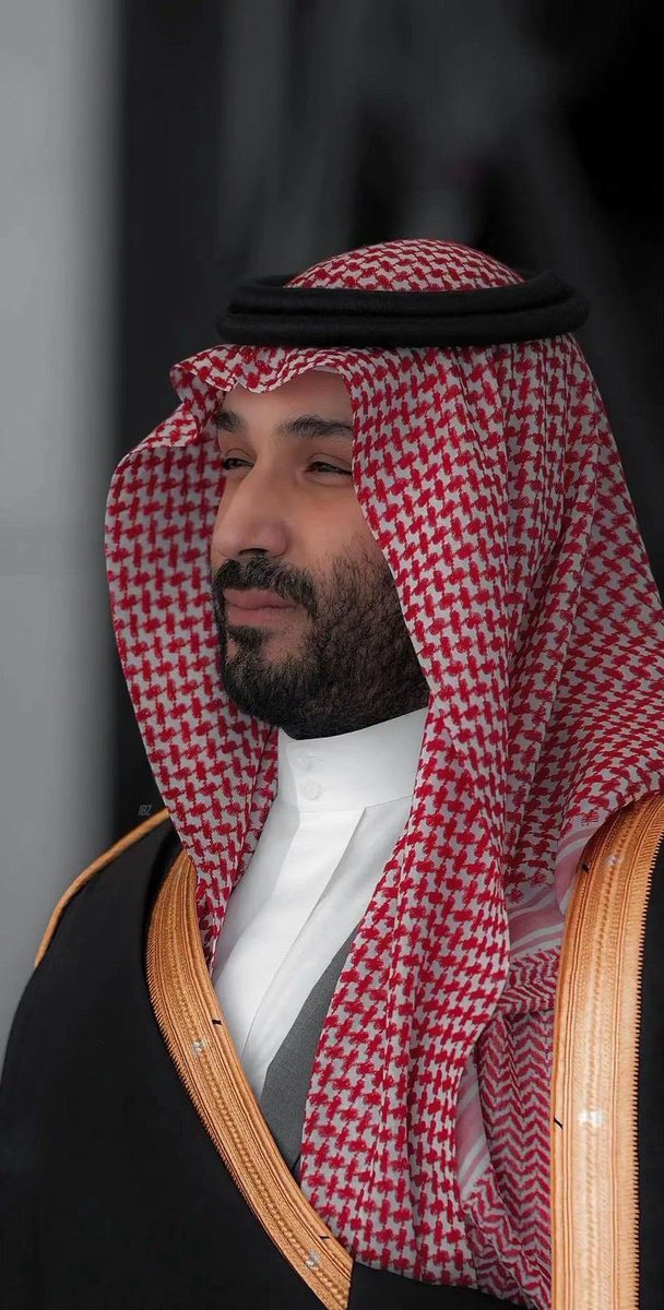 moalaali111's tweet photo. ياسيدي فعلك ومجدك تعدا كل الأفاق 
سبحان من مدك قبول المحبه والمهابة

لو دوّن انجازك يجف القلم وتقل الأوراق
نفخر وتفخر فيك الأرقام وحروف الكتابة

#كاس_العالم_2034 
#محمد_بن_سلمان 
#عراب_الرؤية https://t.co/znCM4fMefm
