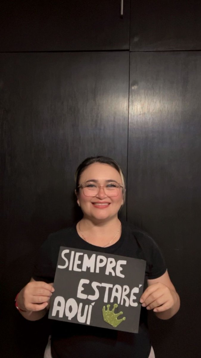 DaliaSo31618784's tweet photo. @_CarlosRivera #SiempreEstareAqui 👑🖤 https://t.co/qub9IaAQXp