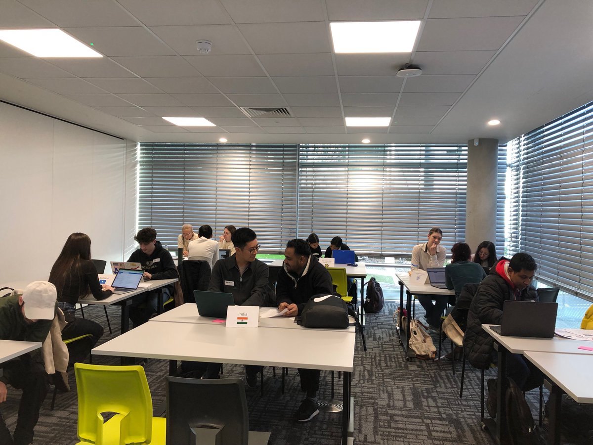 🌍💥 Can practical learning prepare students for global crises?

Richmond’s Prof. Noga Glucksam uses crisis simulations to build leadership and decision-making skills. 

Read how we're shaping future leaders: bit.ly/3D7dNRD

#GlobalLeadership #RealWorldSkills