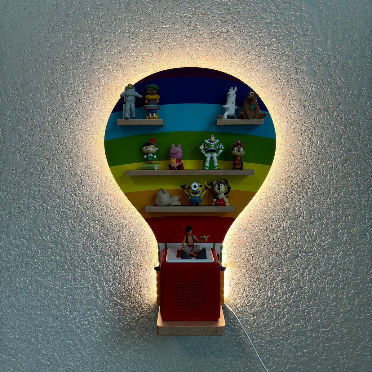 BigStepProducts's tweet photo. ✨ Display + Organize + Glow ✨

The Tonieshelf BALLOON is the ultimate way to:

🎈 Showcase your Tonie figures
💡 Add warm LED lighting to your space
🛋️ Save space with wall-mount or freestanding options

🛒 Grab yours now: https://t.co/eQBogSa5lk

#tonies #toniesbox #toniebox #toniesusa #tonieboxshelf #tonieshelf #toniesmoment #TonieStorage #ToniesRegal #TonieBoxRegal #TonieRegal #ToyStorage #TonieboxLove #TonieboxUSA #tonieboxfans #toniesarmy