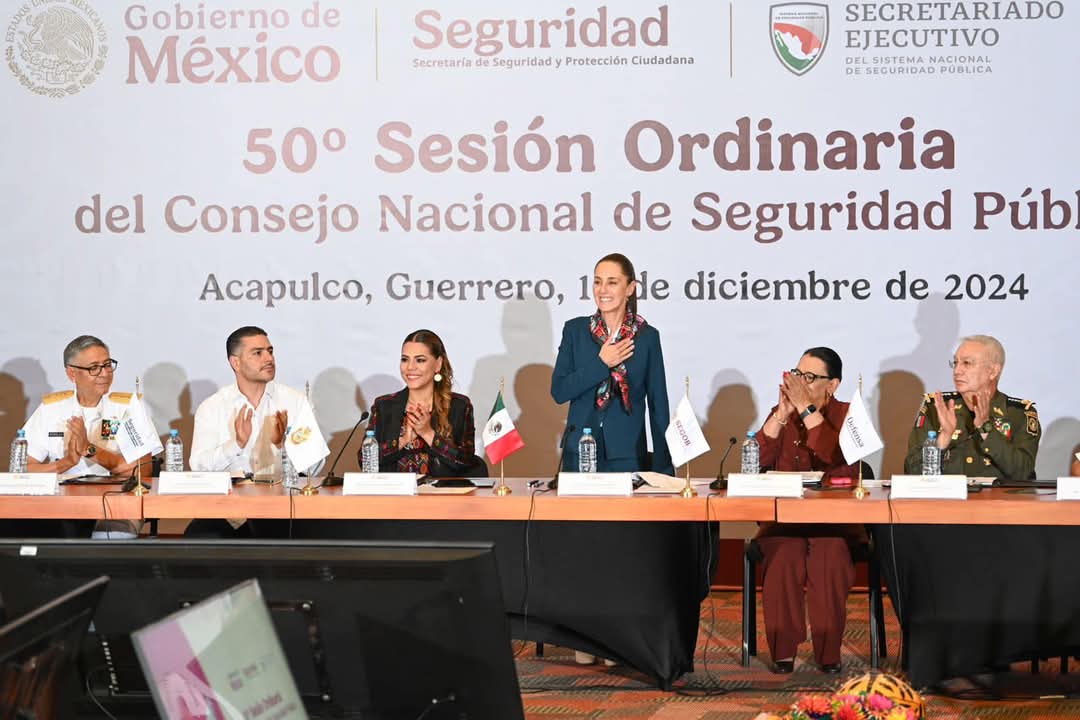 TenChiapas's tweet photo. El gobernador @ramirezlalo_ participa en la 50 Sesión Ordinaria del Consejo Nacional de Seguridad Pública, encabezada por nuestra presidente @Claudiashein en coordinación con gobernadores de la República. https://t.co/kP52eSvtnF