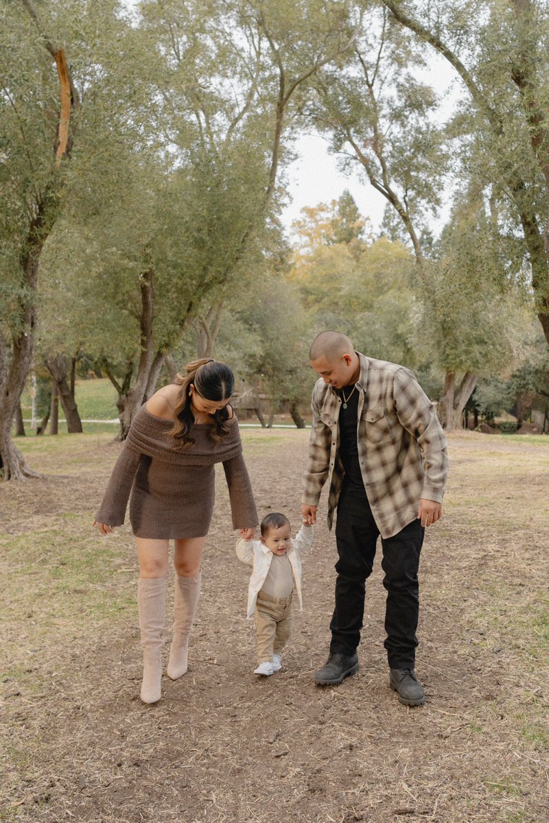 kcmouaaa's tweet photo. My little family &amp; we have a 9 month old now 🥹🤍 https://t.co/Pg2geJYFGU