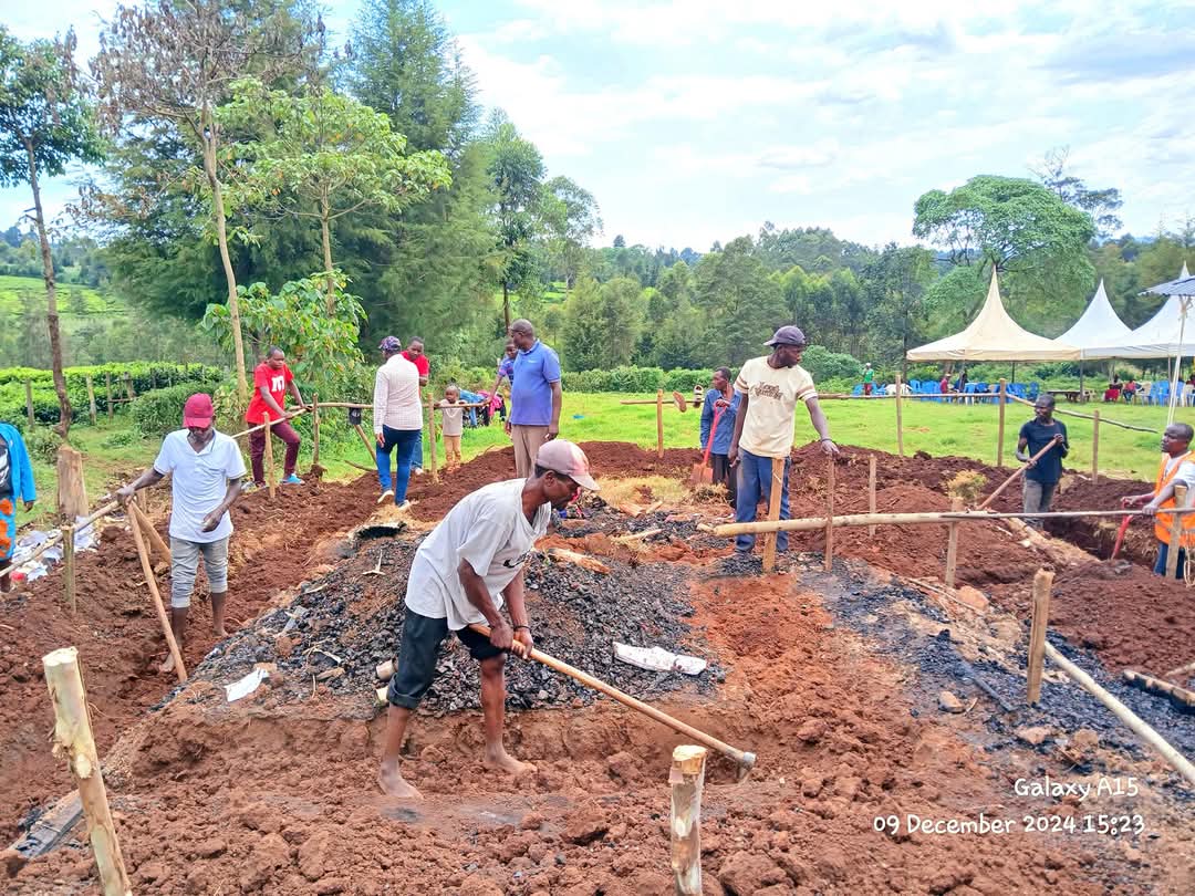 bosco_gideon's tweet photo. We sadly lost Three Angels in my neighbouring Village(Kaspogut,Kericho) after a tragic fire incident one of them was abled differently💔Locals and Well wishers are raising funds to give them a befitting send off and help their parents rebuild. Rest easy little angels. Anyone willing to support the Family here is the Paybill
Paybill no. 222111
Account number. 2558450
Account name. Richard cheruiyot kipkoros