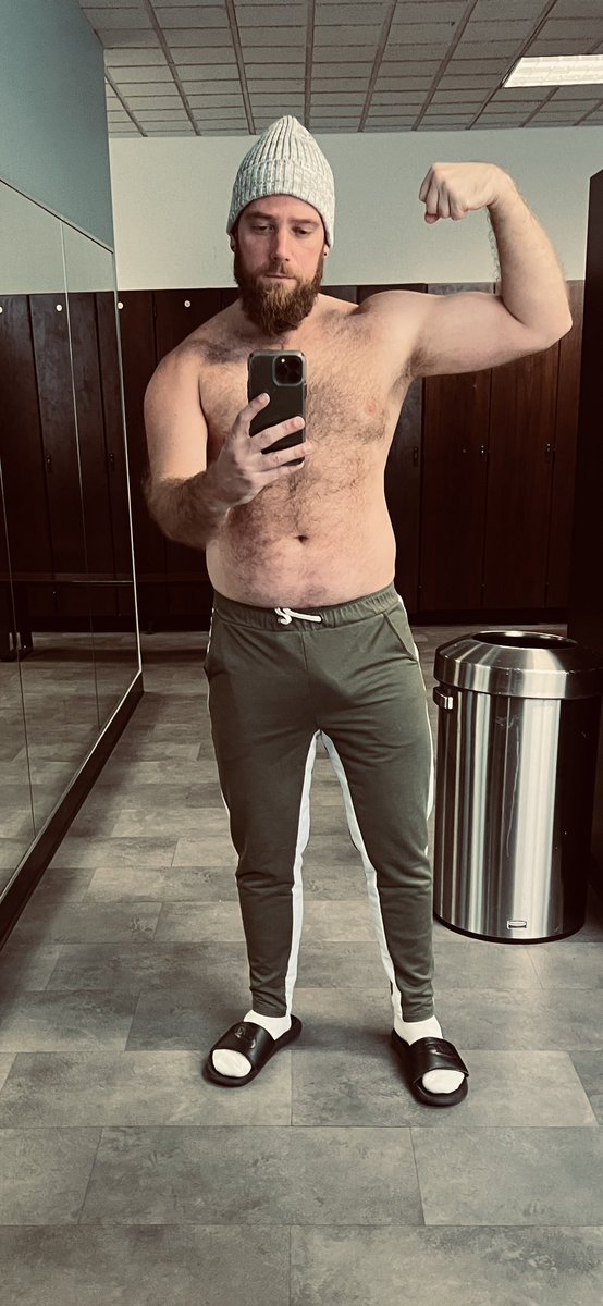TriflingFuxkboy's tweet photo. 💪🏼 https://t.co/57izDqqhSO