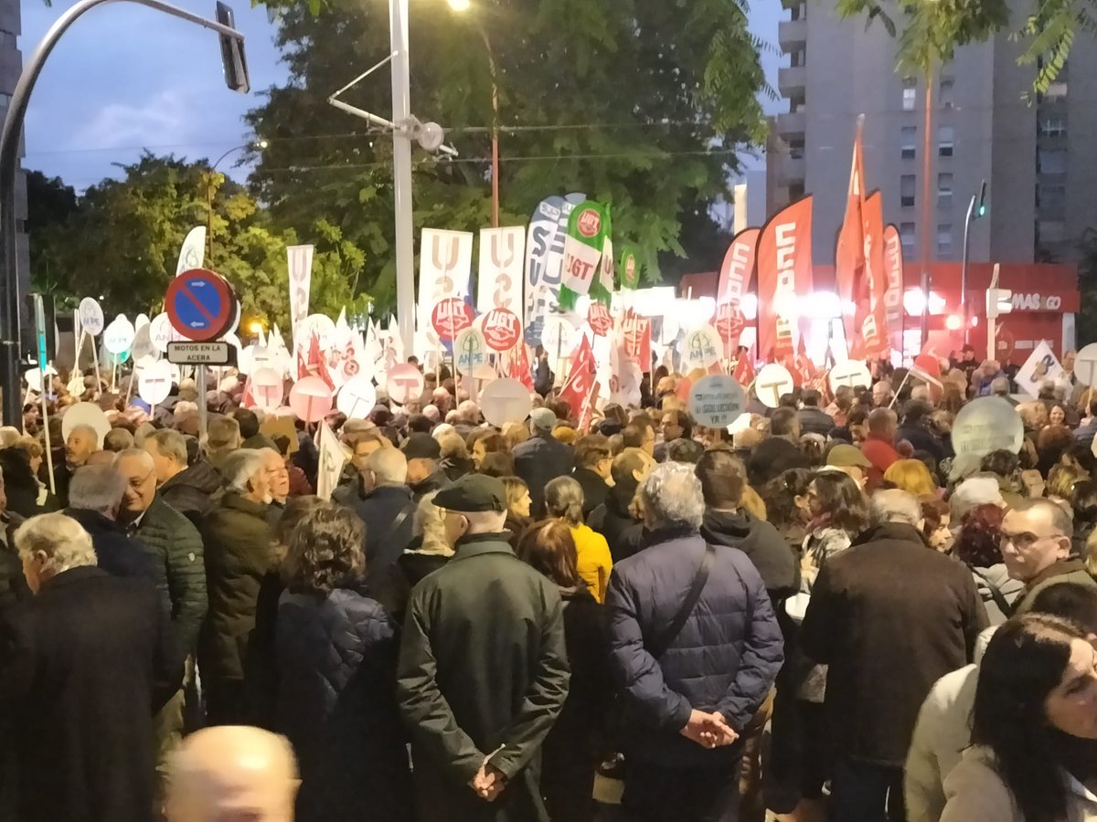 📌Concentración, en Sevilla, para exigir asistencia sanitaria de calidad para un millón y medio de mutualistas

MUFACE, solución ¡YA!