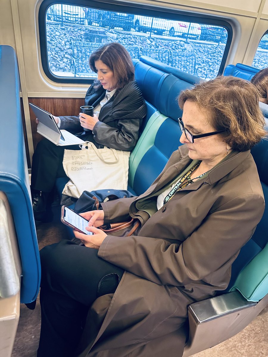 Just a couple commuters riding  <a href="/MetroNorth/">Metro-North Railroad</a>⁩ through Putnam County. That’s ⁦<a href="/GovKathyHochul/">Governor Kathy Hochul</a>⁩ next to RR president Cathy Rinaldi, both apparently taking care of New Yorkers’ business en route from announcing investments to continue reliable service.