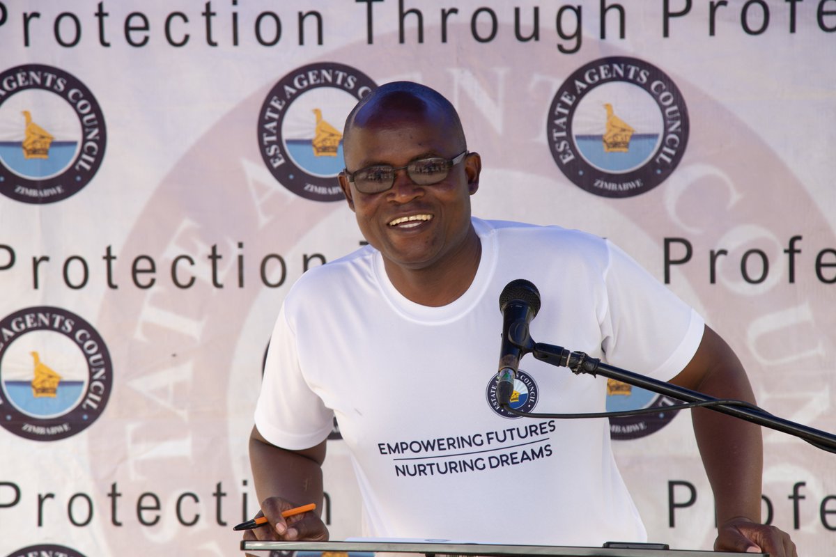 EacZim's tweet photo. Director of Ceremony, Councillor Luke Matimba said children are a blessing from the Lord and we should cherish them as such. He thus encouraged guests to say positive things about children and to boost their confidence.
#CorporateSocialResponsibility #NurturingDreams https://t.co/blo9PZN8sw