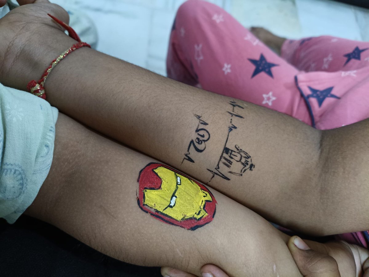 ankitpvora's tweet photo. @imVkohli hi sir ..its abt my niece pravi  ..she is becoming big fan of urs as she started playing cricket by herself .. n start loving cricket n you .. i m attaching tattoo she engrave in her hand .. plz spare sometime to meet her or plz encourage her..in anyways https://t.co/SCCg19aNI7