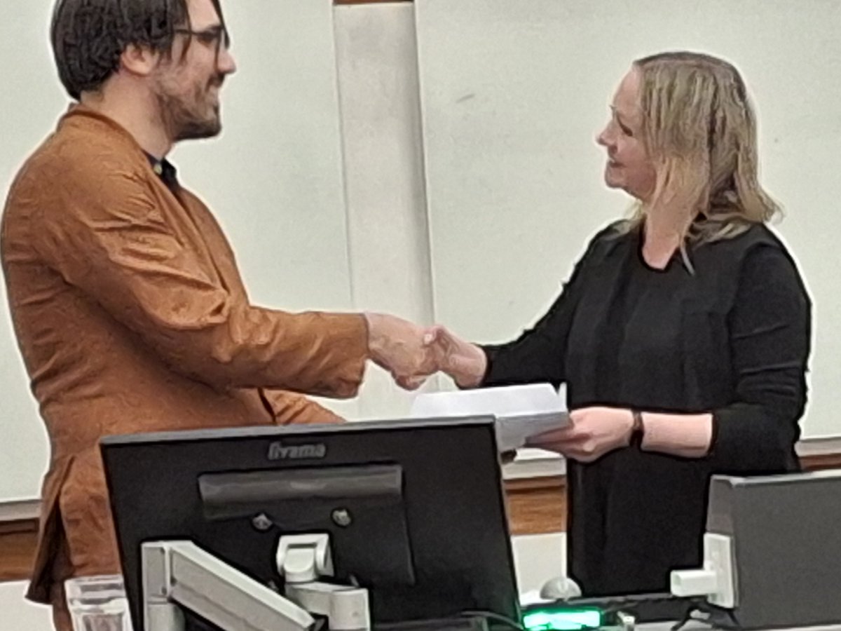 Edmund Thomas tweet media