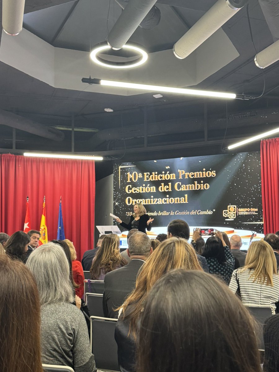 Seguimos en los 10 premios de Gestión del Cambio organizados por <a href="/grupo_imm/">Grupo IMm</a> <a href="/amandapalazon/">Amanda Palazón 🔆</a> 
Cuando gestionamos proyectos damos por hecho la planificación, la gestión de riesgos… ahora las #personas y la gestión de los #stakeholders son claves para una adecuada #gestiondelcambio
