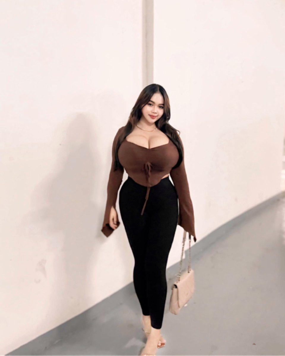 HoneyBee🐝 (@_bbysel) / Posts / X