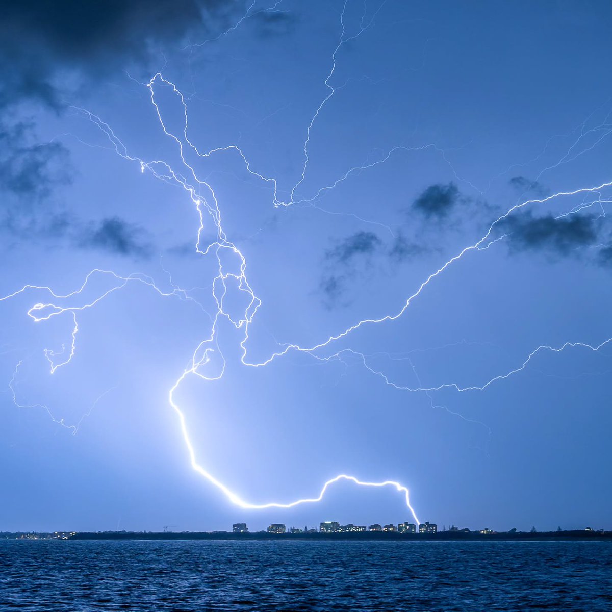 StrikeFinder's tweet photo. What the heck was this strike thinking?! It's all over the place. We love this fabulous capture!!

📷: @jpdpro_photography
Be sure to check out all the amazing lightning photos in this storm chasers' gallery! https://t.co/crQAhzgPKk