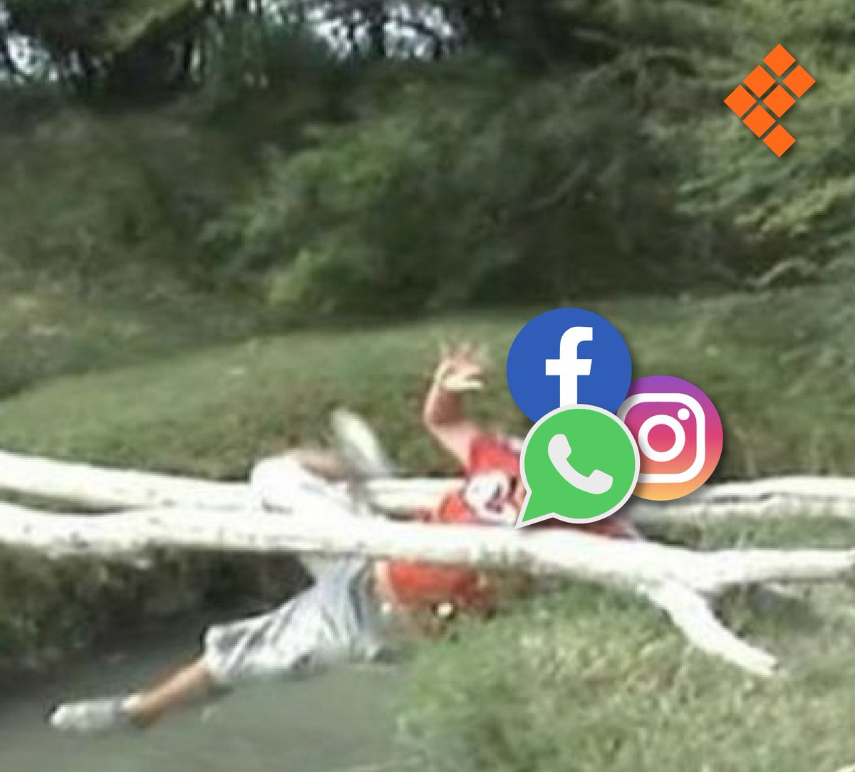 ¡Todo se derrumbó! 🎶

¿A alguien le sirve #Facebook, #WhatsApp e #Instagram? 🥱