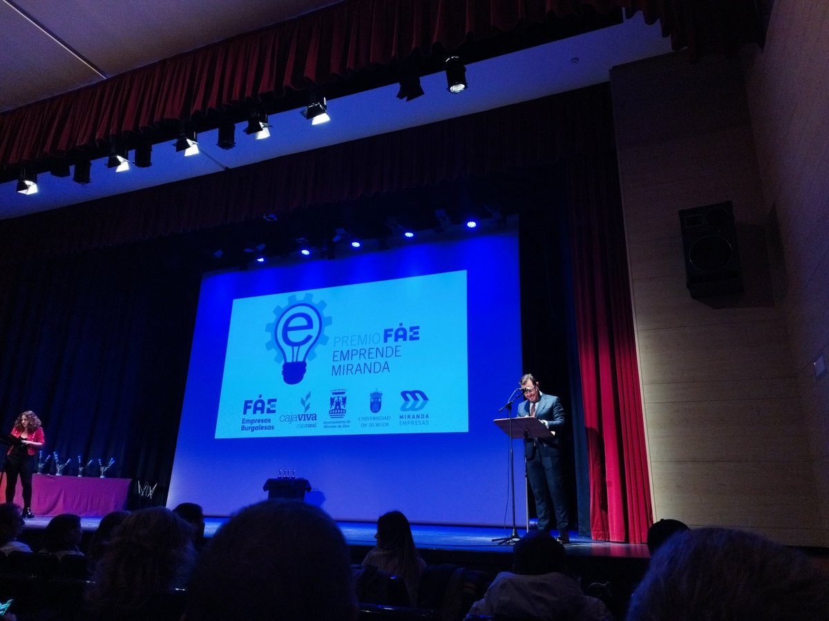 El <a href="/CIFPRIOEBRO/">CIFP RIO EBRO</a> se une hoy al reconocimiento a los emprendedores y empresarios de Miranda de Ebro. Felicidades a todos los empresarios galardonados en el evento Premio Fae Emprende Miranda.
<a href="/FAEBurgos/">Confederación de Asociaciones Empresariales FAE</a> <a href="/mirandaempresas/">Miranda Empresas</a> <a href="/UBUEstudiantes/">Universidad Burgos</a> <a href="/CajavivaCRural/">CajavivaCajaRural</a>