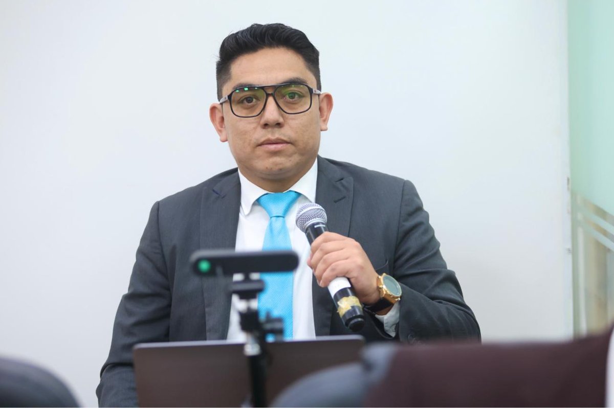 InfoCdMex's tweet photo. @lauraenriquezr @MaricarmenNava @AristidesRodri @JulioCBonillaG @CONAIP_SNT @TlalpanAl 🔘#PlenoINFOCDMX|Daniel Reynosa, de la ponencia del Comisionado @AristidesRodri, expone el recurso de revisión IP.4727/2024. https://t.co/sBxWaVsbJX