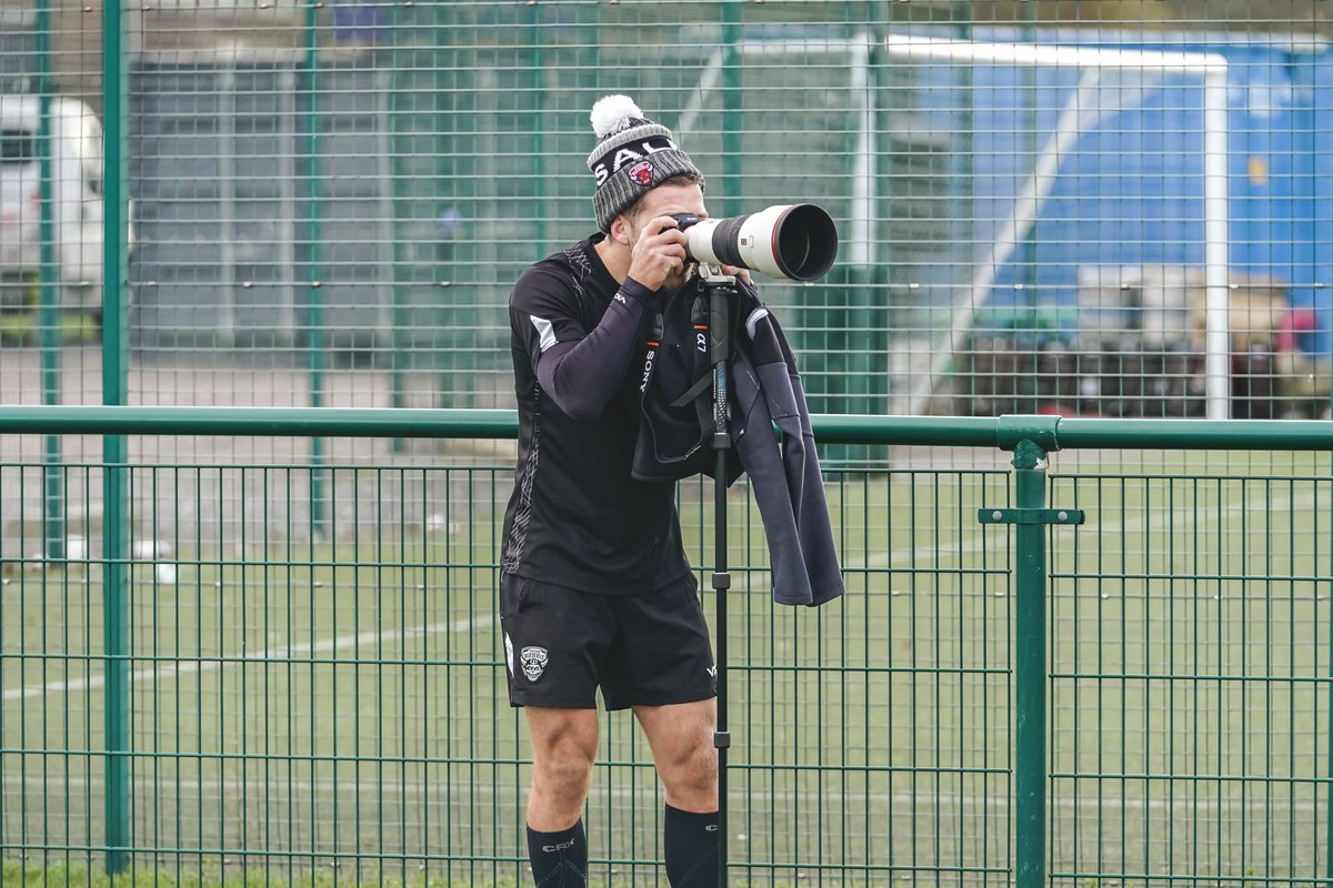 Who wants to see what <a href="/CAtkin_93/">Chris Atkin</a> captured at training yesterday? 

<a href="/SalfordDevils/">Salford Red Devils 👹</a>