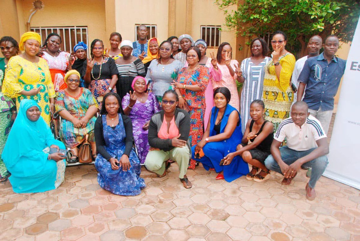 RVE_BF's tweet photo. [ Bonne fête de l’indépendance à toutes et à tous ] 

En ce jour spécial pour notre pays, nous, membres du Réseau des VOix Essentielles du Burkina Faso, célébrons avec fierté l’histoire et la résilience de notre nation.

#VoixEssentiELLES #RVEBF https://t.co/uP2z8mBSAB