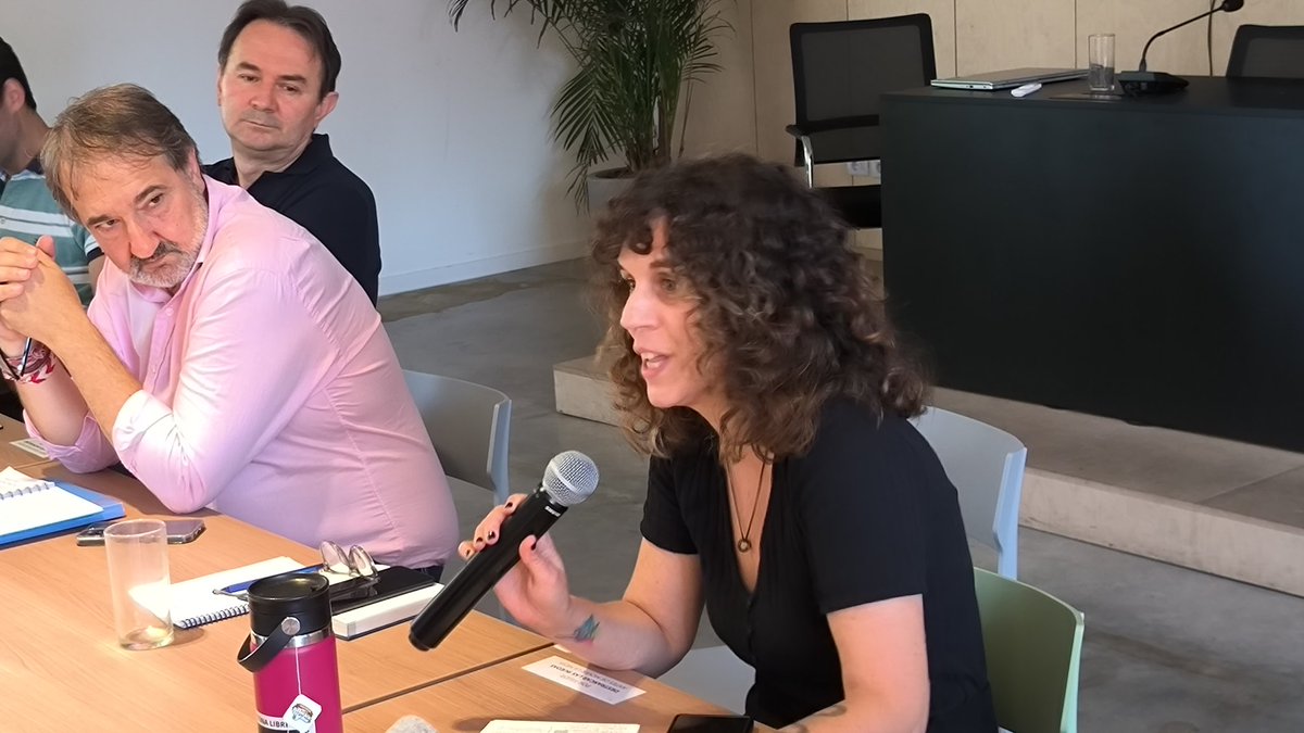 🗣️ En el segundo día de encuentro la Coordinadora de Centrales Sindicales del Cono Sur intercambia perspectivas sobre la integración regional con aportes de organizaciones regionales y las Global Unions 🌎✊🏽

<a href="/IndustriALL_GU/">IndustriALL 🦋 @industriall-union.org</a> 
<a href="/ISPinteramerica/">PSI Interamérica</a> 
<a href="/redes_at/">REDES - AT Uruguay</a> 
<a href="/CSA_TUCA/">CSA-TUCA</a>