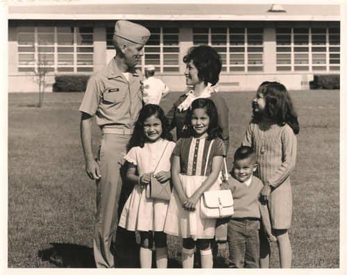 DebHaalandNM's tweet image. I grew up in a military family. My father was a Marine and Combat Veteran. My mother was a Navy Veteran. Through them I learned to be fierce and what service and sacrifice meant. I've spent my entire life honoring those lessons.