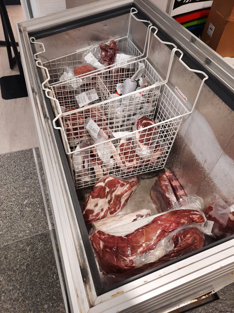 KornderBeef's tweet photo. @blakealbers Quickly changes price mid sale!! https://t.co/mNSGDVRWxA