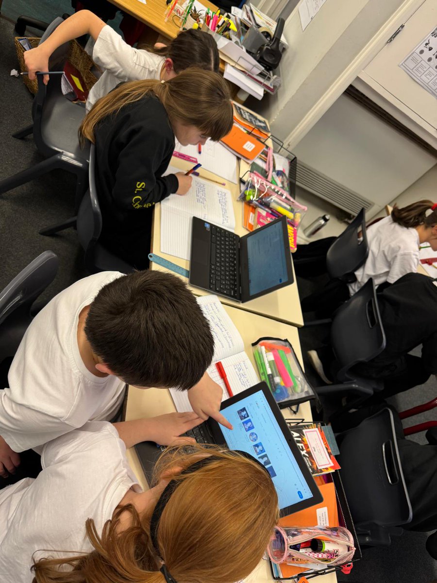 JacintaSCOS's tweet photo. Researching the Tudors and preparing a double page spread of our learning #StCathsHistory https://t.co/6sOkcMHkbY