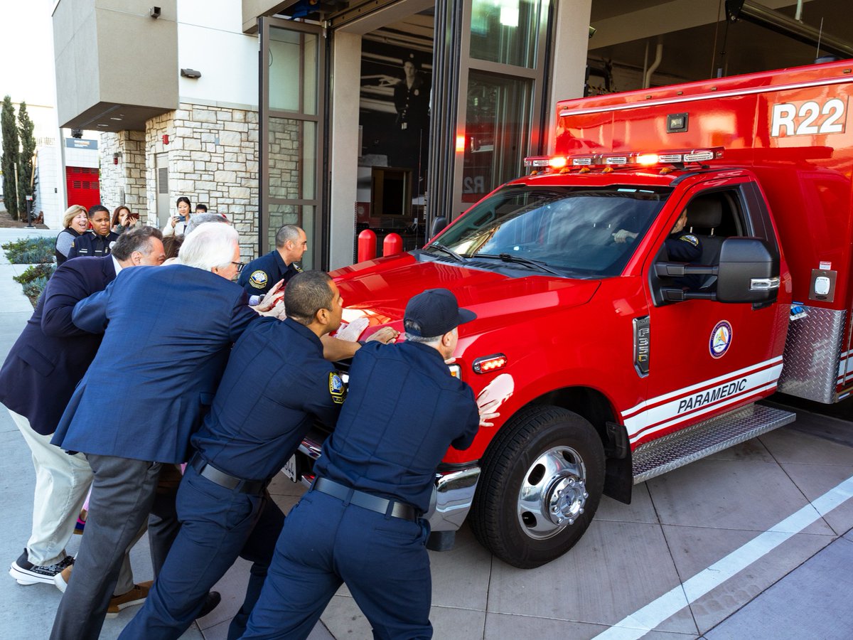 citymb's tweet photo. ๐ Last week, MBFD celebrated the push-in ceremony for R22 at Fire Station 2! This tradition dates back to the days of horse-drawn fire engines. Welcome, R22, to the fleet! ๐๐ฅ
@manhattanbeachfire
#MBFD #CommunityTradition #FireStation2 https://t.co/TJMYQ7Z5UR