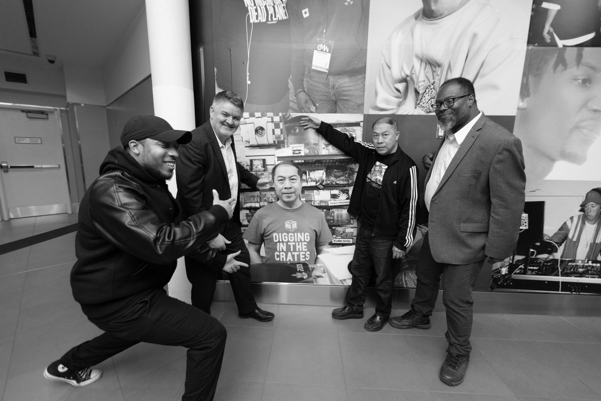 ajanidigital's tweet photo. Everyone involved was excited about the prospect of producing a celebration for Ajani's new exhibit at Billy Bishop Toronto City Airport.
Nieuport Aviation, PortsToronto, Canon Canada, and the City of Toronto were very supportive.
More: https://t.co/6wnqppKLQR. #projecttdot https://t.co/TE9PF6zPJj