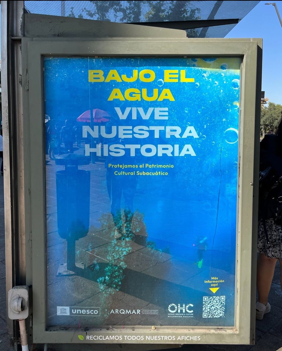 ekuischlaroche's tweet photo. Como parte de una campaña levantada entre @UNESCOSantiago, @ARQMAR_org y OCH de difusión del Patrimonio Cultural Subacuático (PCS) en convenio con JC Decaux, en diversos lugares de Santiago es posible encontrar publicidad en Mupis que rescata el valor del PCS. ¿Lo has visto en tu recorrido por la ciudad?