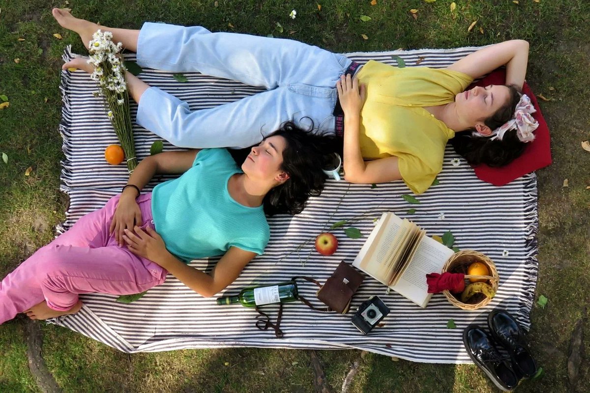 🎶🎭🎥 Demà, dijous 12 de desembre (20h), es presenta la programació de la nova temporada de <a href="/culturabanyoles/">Cultura Banyoles</a> del primer semestre de 2025

L’acte finalitzarà amb la representació de Les del Picnic, de les ballarines Júlia Godino i Alexa Moya 🕺