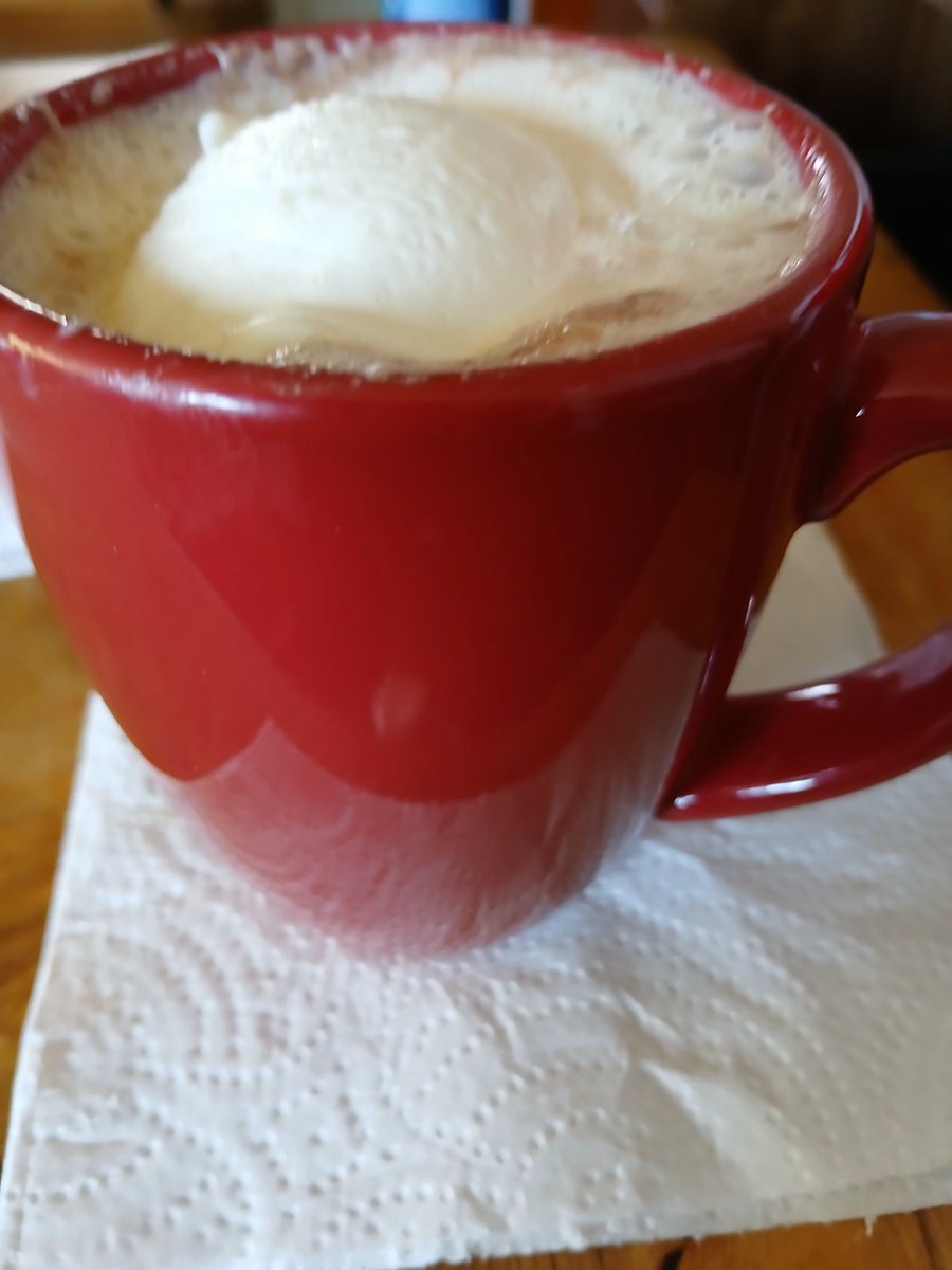 ldiana9's tweet photo. Good ol' hot chocolate takes the chill out and warms the ❤️ heart.. https://t.co/ZzYM6Fov7j