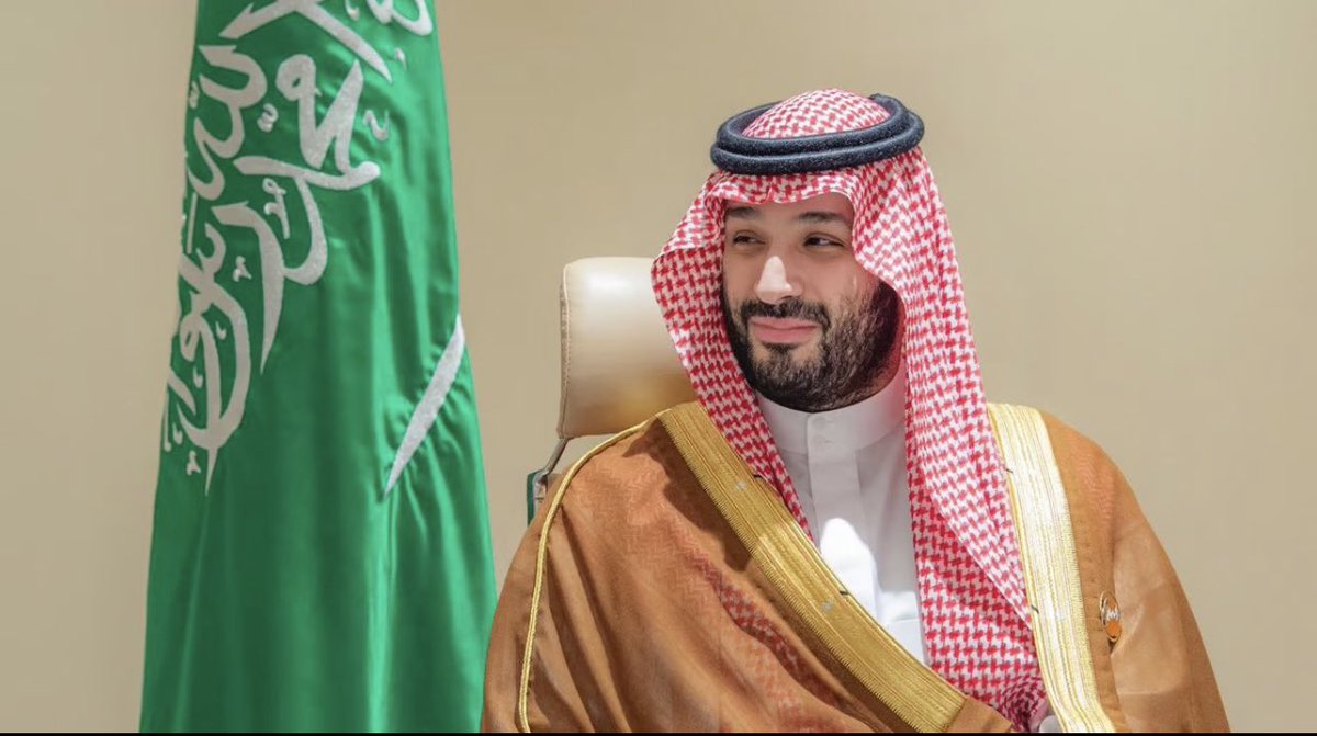 sultanal_enaz's tweet photo. المستحيل ليس سعودياً 🤍 🇸🇦 
اهلا بالجميع في المملكة العربية السعودية 🇸🇦 
#كاس_العالم_في_السعودية 
#كأس_العالم_2034_سعودي 
#كاس_العالم_2034 https://t.co/nOgoRjCKg1