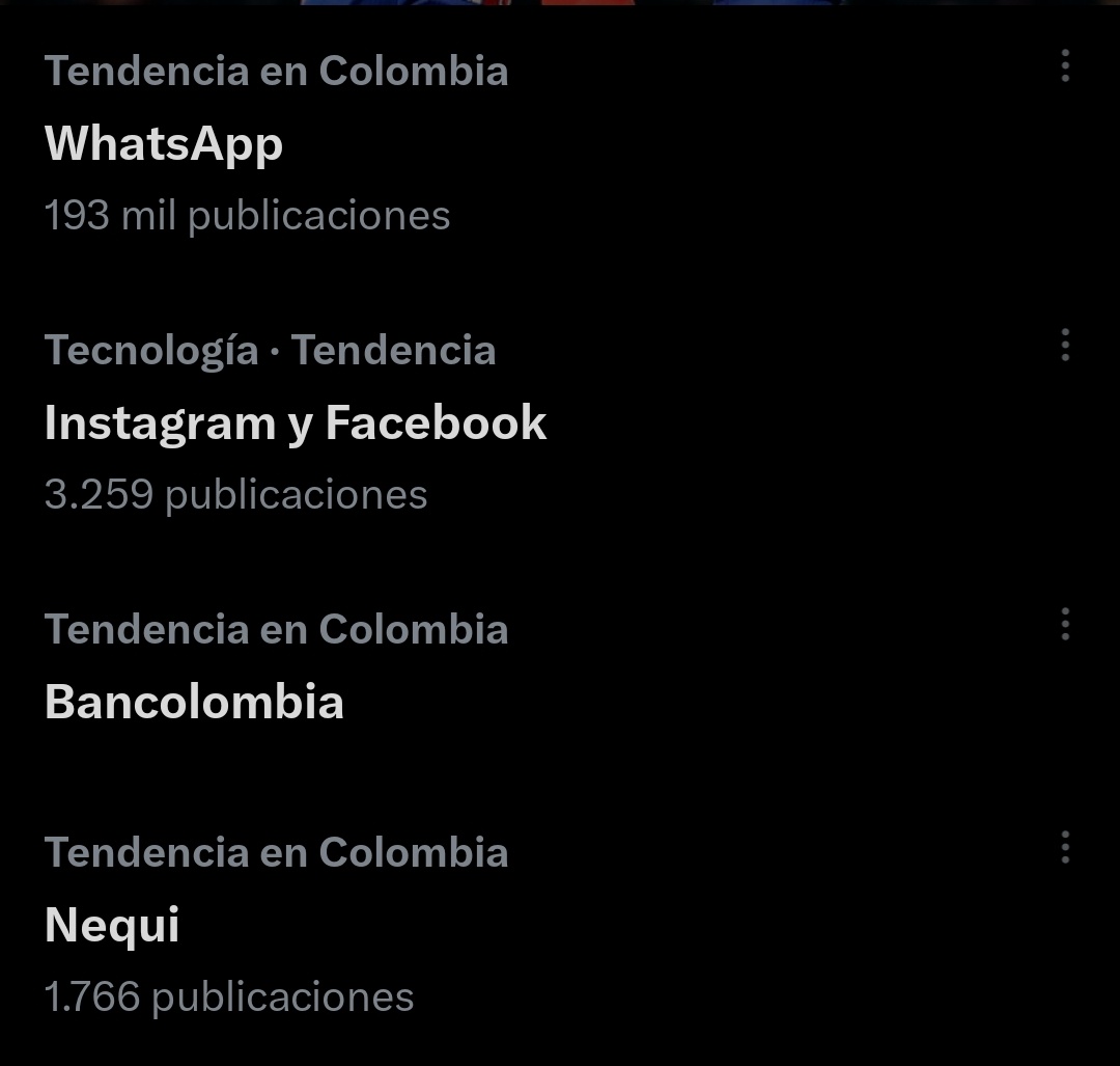 La_Locutografa's tweet photo. Un día normal en Colombia: se cae WhatsApp, Facebook, instagram  y de paso Bancolombia y Nequi jajajaja https://t.co/YnFVcdXqZw