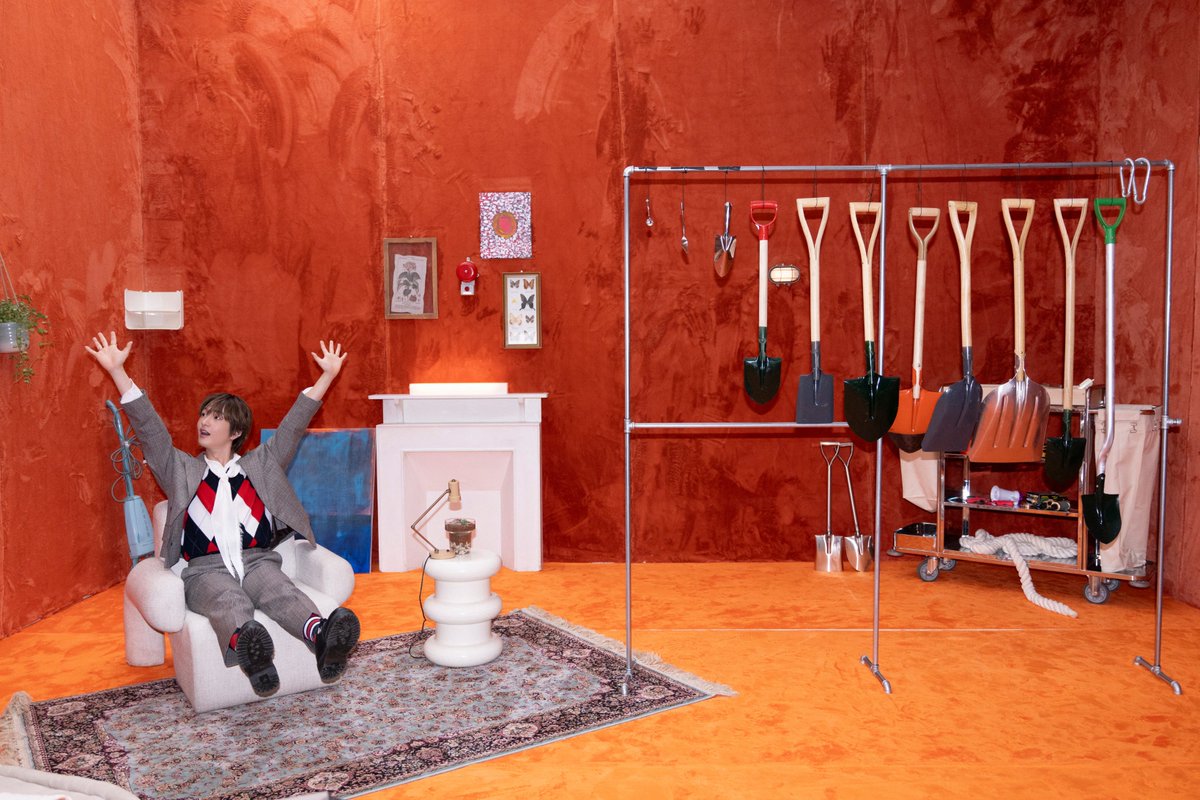 GimbapBlog2's tweet photo. Retrouvez #Onew dans ces photos teaser de #Mansae. https://t.co/BzIaOt0fKA