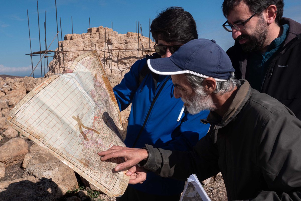 PID_Traphic's tweet photo. Estamos en Argelia. Despues de una visita a nuestros de @InstCervantes Oran, hemos visitado el yacimiento de Siga, el valle del Tafna y el mausoleo del rey númida Shipax para el proyecto @PID_Traphic https://t.co/S8W14yW8Tp