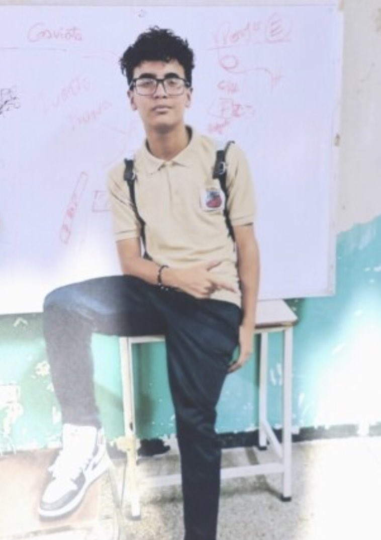 Historia que no terminan, aulas vacías, madres que clama hasta cuando, *QUIERO VER A MI HIJO EN CASA* LA Nerida Ruiz exige que liberen a su hijo Ángel Moises Ramírez Ruiz. #FaltanMas y no descansaré hasta que todos sean liberados. RT Venezolano ellos nos necesitan.Levanta tu voz.