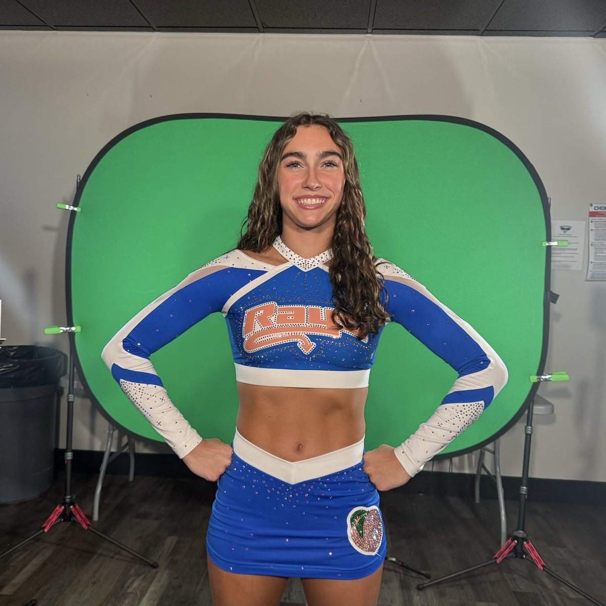 You want a Peach of <a href="/Peach_Rays/">PEACH 🍑</a> 🍑 #MAJORSFilmTour 🎥🎬✨