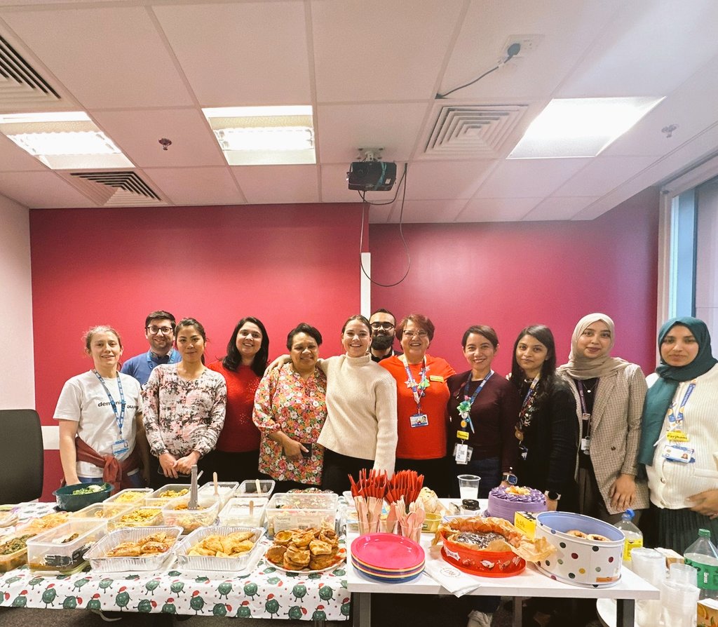 HafizaaaK's tweet photo. Had an amazing time today at @CCRFbartshealth Xmas party! Thank you to the best colleagues for all the fun, food, presents and laughter! 😊 https://t.co/cNkRwhKn3l