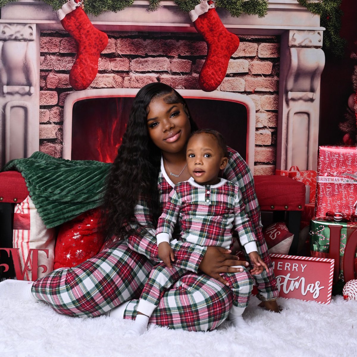 2xdestinyyy's tweet photo. the 3 🧑‍🧒‍🧒❤️ https://t.co/f6zOJ7i7vi