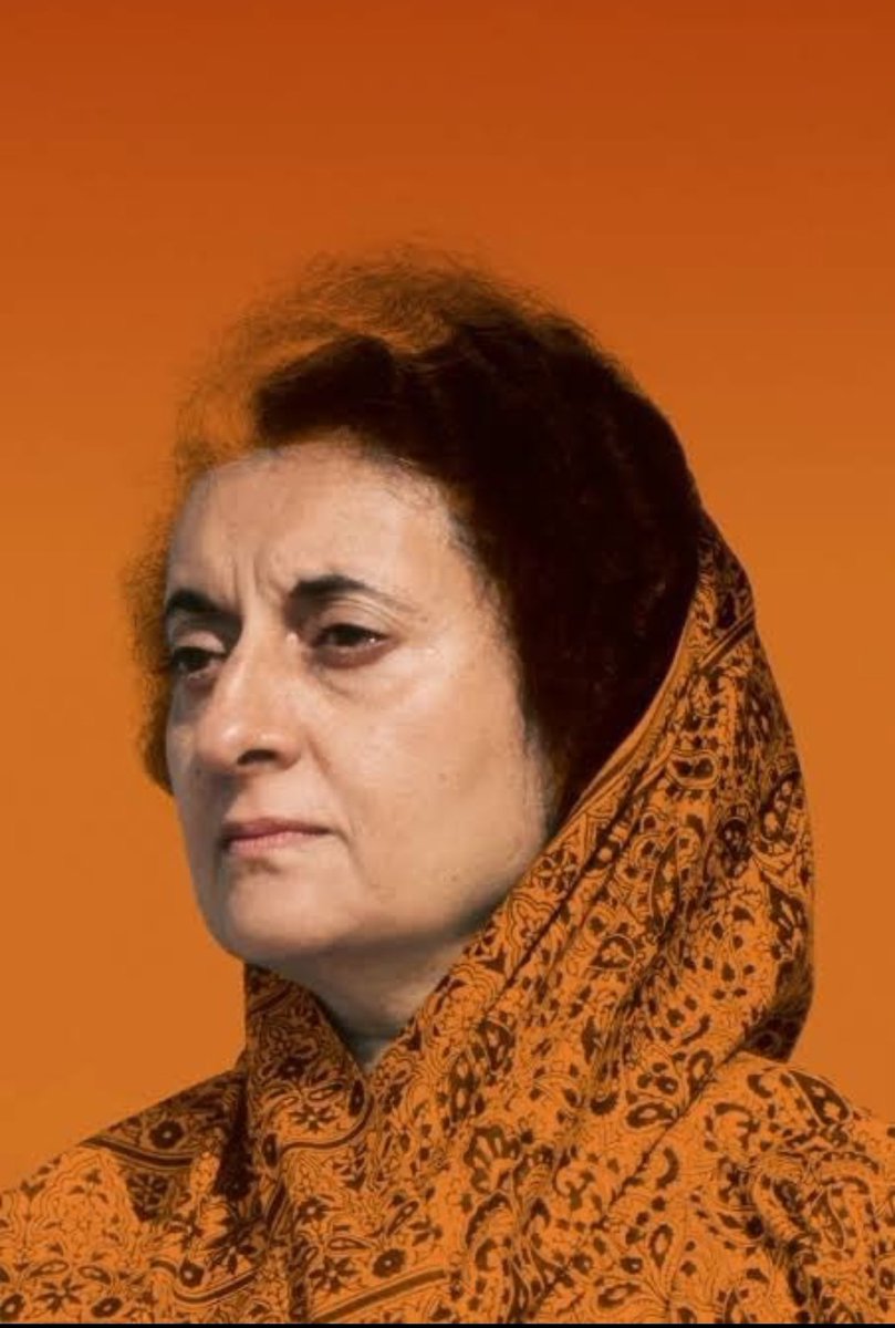 shauryabjym's tweet photo. इंदिरा जी से बहुत कुछ सीख सकते हैं मोदी।

एक समय था की एक बार इलाहाबाद हाई कोर्ट ने आदेश दिया की इंदिरा गांधी भ्रष्टाचारी है... इन्हें चुनाव लड़ने से रोका जाता है... इंदिरा गाँधी को जब ये बात पता चली तो तो उन्होंने कहा कि मीलॉर्ड की ऐसी की तैसी...अरे प्रधानमंत्री हम है देश के... तुरंत ही पुरे देश में तत्काल प्रभाव से इमरजेंसी लगा दी...
आडवानी खड़े हुए... कहा कि आप ऐसा कैसे कर सकती हैं?
👇👇👇👇