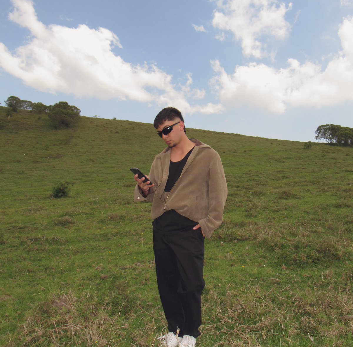 Andres Castañeda (@andres__bernals) on Twitter photo 