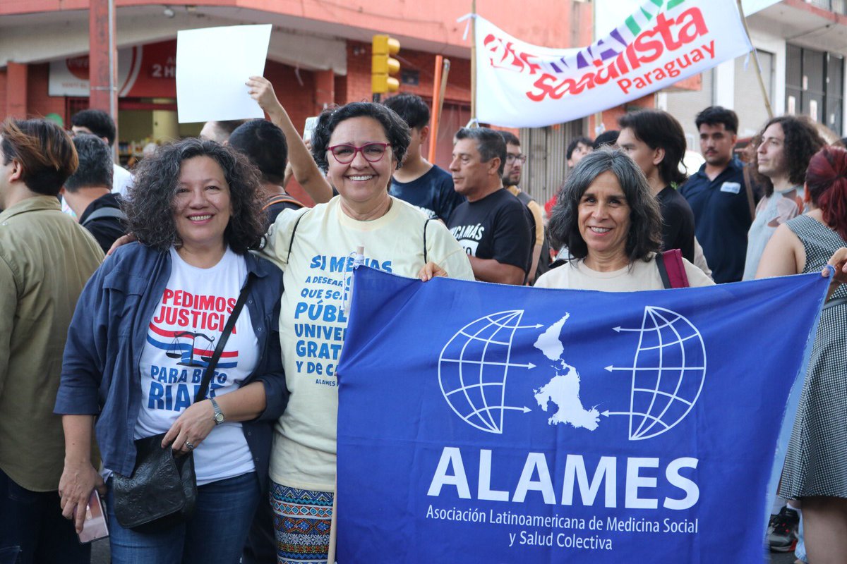 AlamesParaguay's tweet photo. ALAMES 🇵🇾 Presente en la Marcha por la Defensa de los #DDHH y Contra el Autoritarismo 2024 @Codehupy99 https://t.co/xn8tDUkOlK