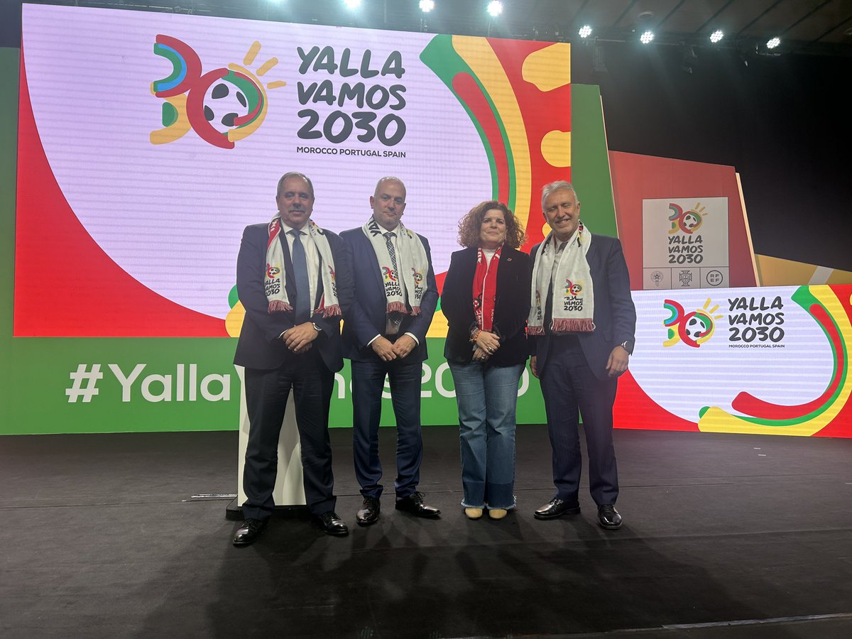 ConcelloCoruna's tweet photo. ⚽️ A Coruña, designada oficialmente como sede do Mundial 2030

🗣️ A alcaldesa destaca o nomeamento como “un fito histórico para Galicia” baseado nun proxecto que “transformará a cidade e a súa contorna”

A info: https://t.co/KQJ8skIRHE https://t.co/TrCIBwk6np
