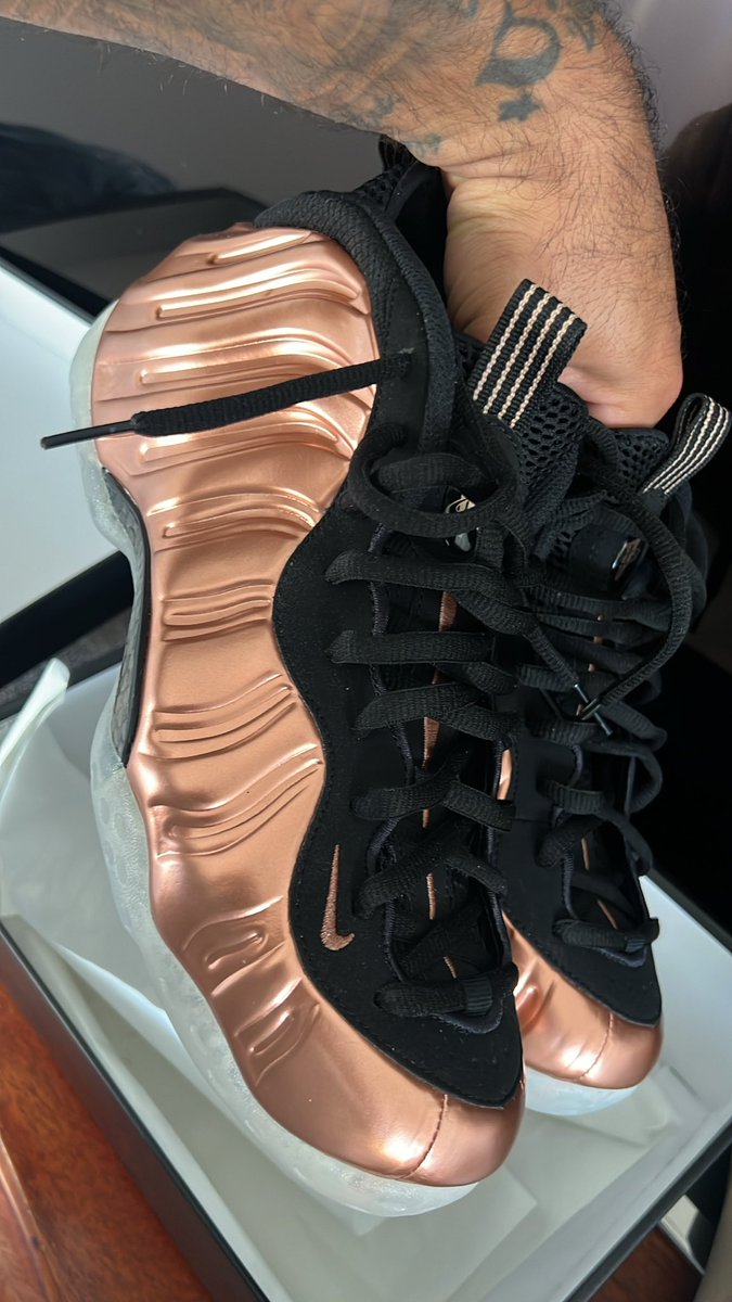 chriscooley89's tweet photo. David CopperFields #Foamposites https://t.co/Hy8M9no6rl