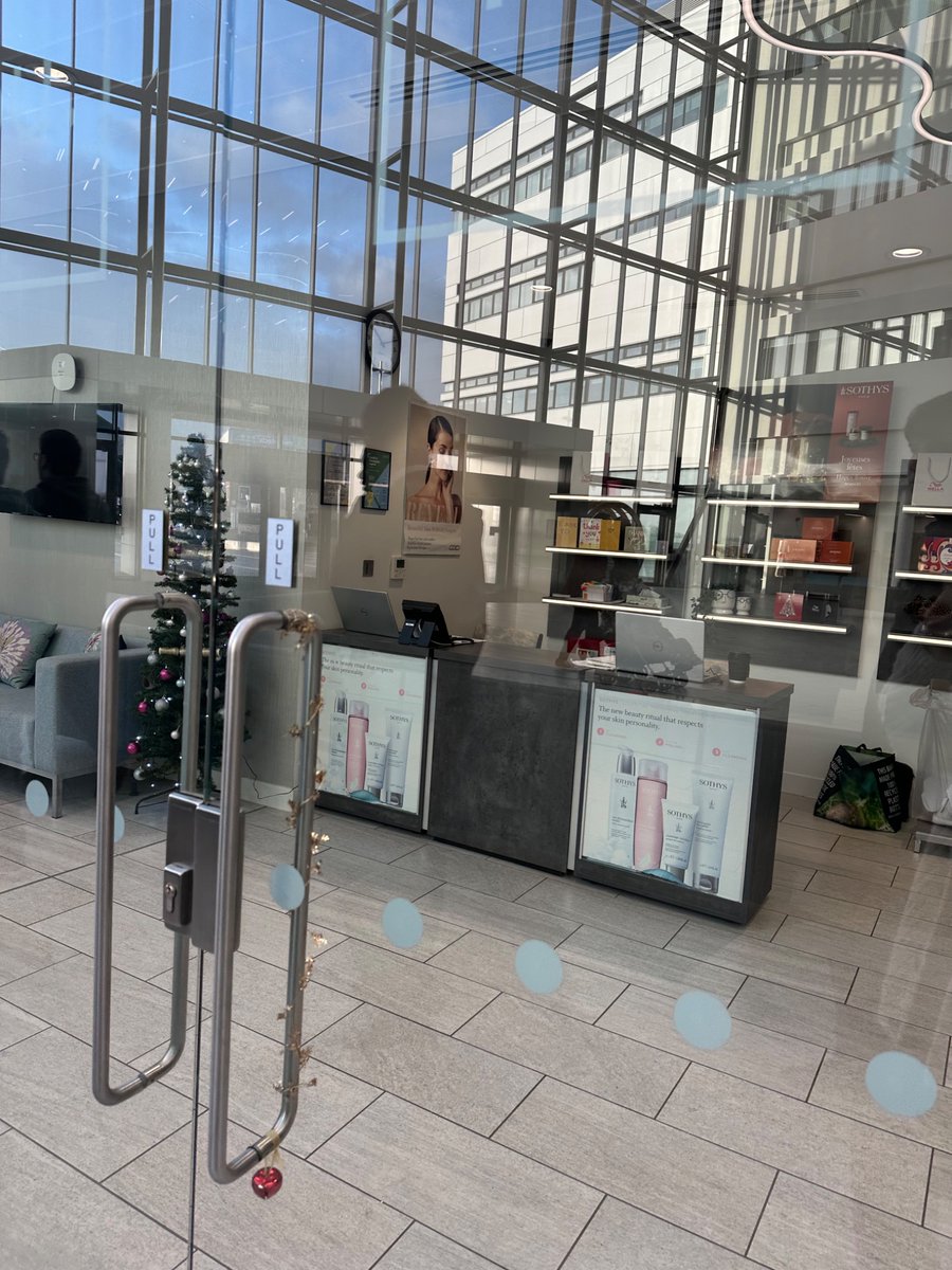 RoutesforallUWS's tweet image. Exploring new opportunities! 🏫 Our Routes for All S6 pupils from @ArdAcademy &amp;amp; @Auchenharvie   had an insightful tour of @AyrshireColl  #routesforall #focuswest @focus_west