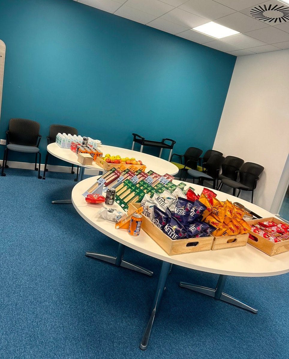 RoutesforallUWS's tweet image. Fuelling future success! Over 160 Routes for All pupils attended our UWS Lanarkshire event across 3 days, gearing up for their college applications. Thanks especially to the catering team, it was a great time with plenty of snacks and even more inspiration! 🍏🍪 @UniWestScotland