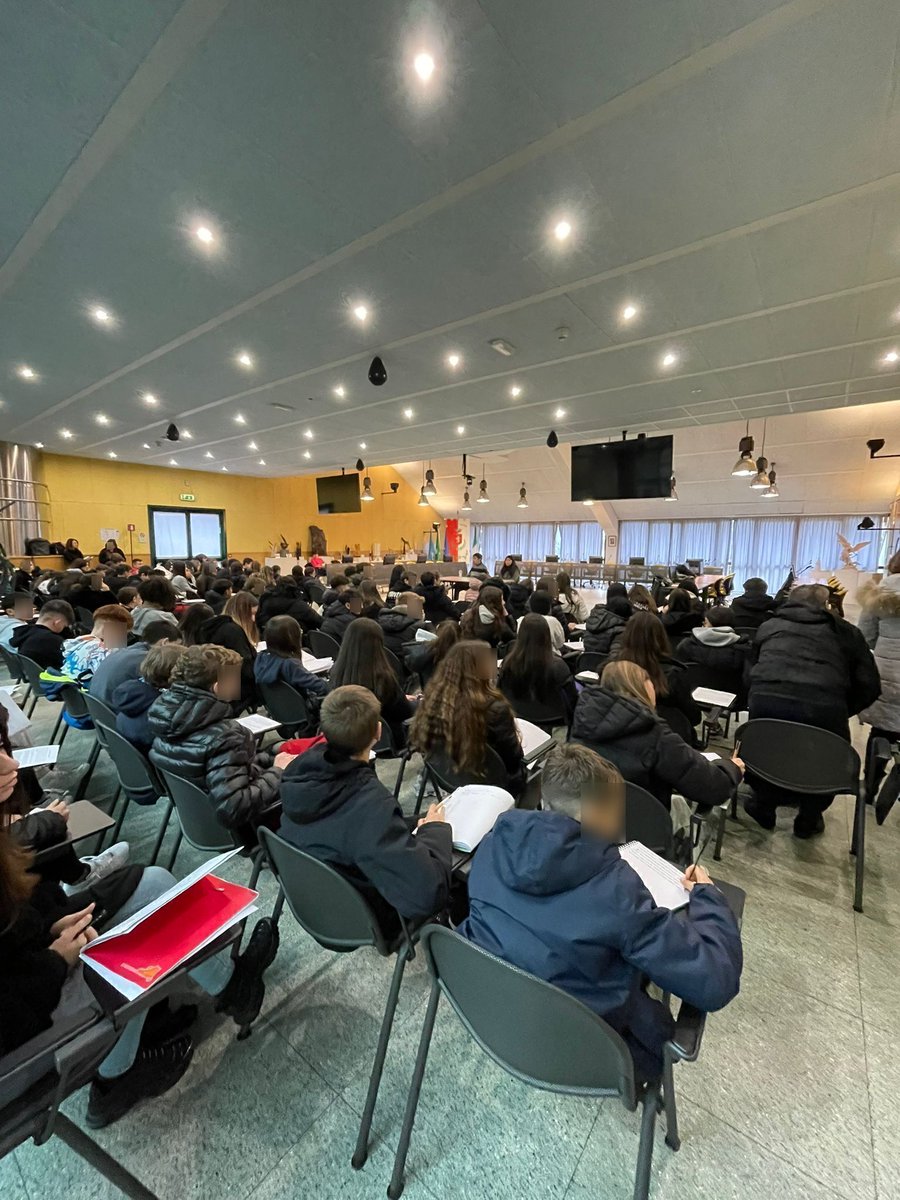 ClaudioConcasX's tweet photo. On monday, I had the privilege to speak about the Hazara Genocide at a middle school, IC GIovanni XXIII, Milan.Thanks especially to @FatimaHaidari19 ,who spoke about the reality of Hazara women in Afghanistan.Incredible interest and emotion from the students.  #StopHazaraGenocide https://t.co/STqfcubok6