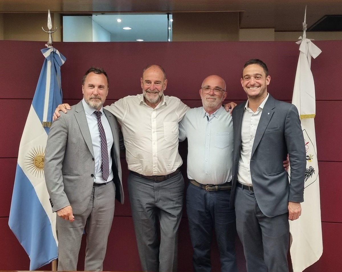 consejomcaba's tweet photo. 📍Reunión de la Comisión de Selección de Jueces, Juezas e Integrantes del Ministerio Público https://t.co/n5SHGWijoo